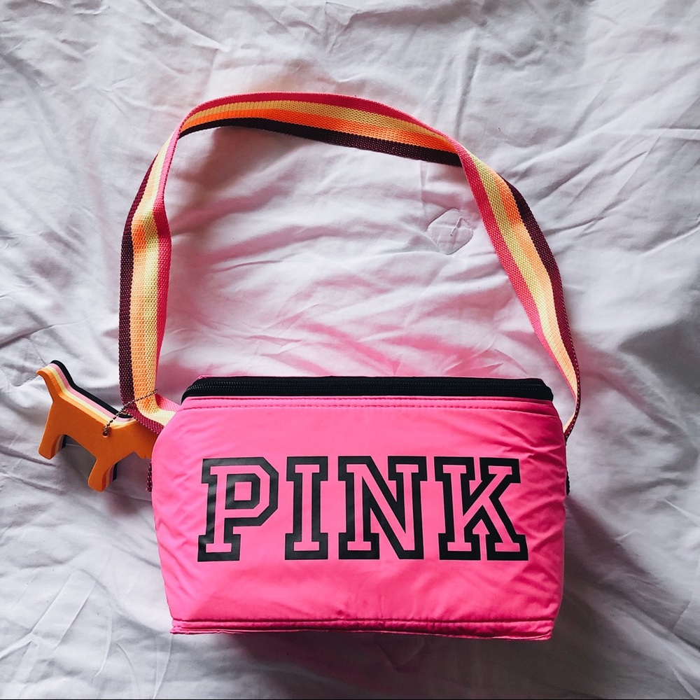 ✨NWOT✨Vs Pink Mini Cooler